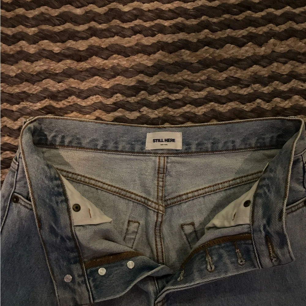 Still here - never been worn. Style is the Everyday. - Picture 2 of 4